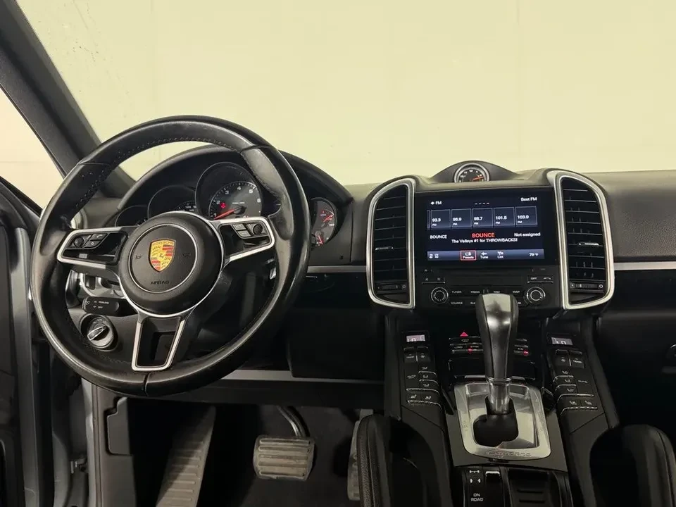 2018 Porsche 958 Cayenne - Image 7 of 14