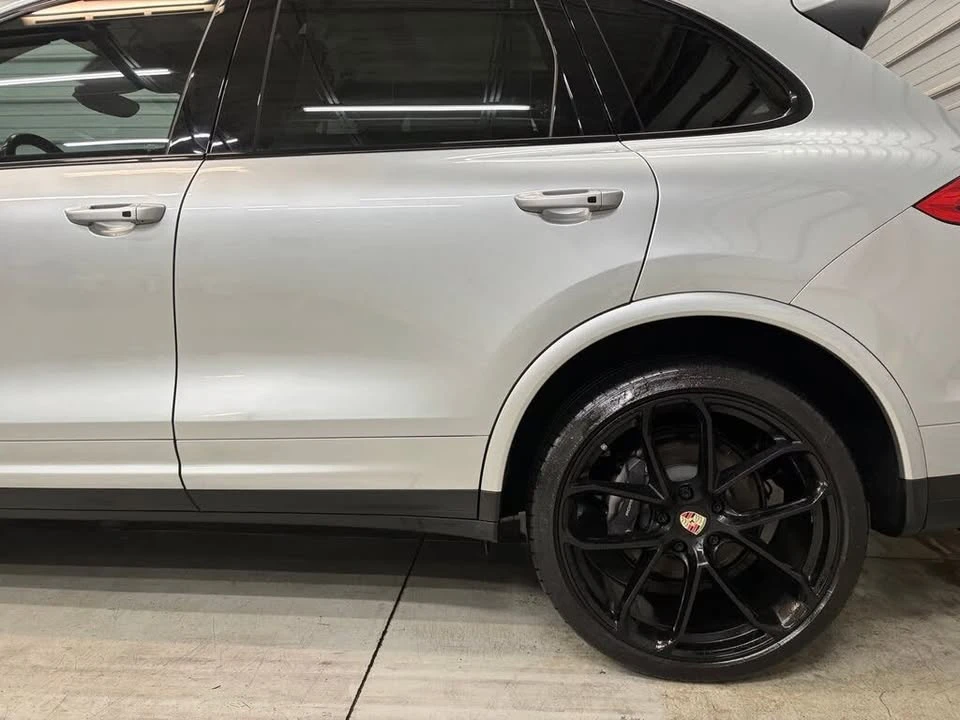 2018 Porsche 958 Cayenne - Image 8 of 20
