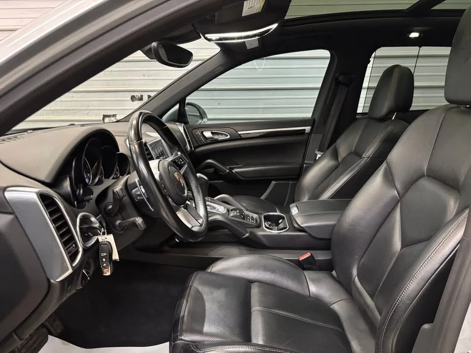 2018 Porsche 958 Cayenne - Image 10 of 20