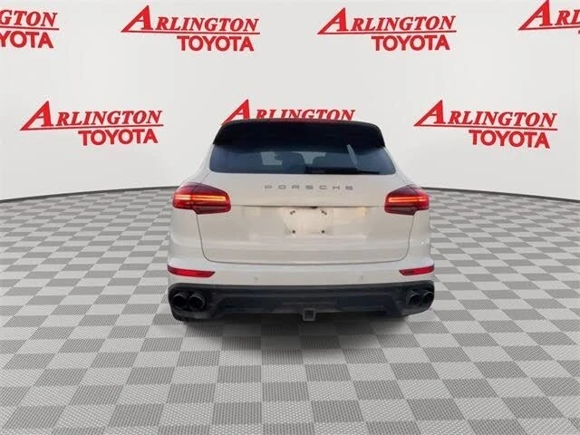 2018 Porsche 958 Cayenne S - Image 7 of 20