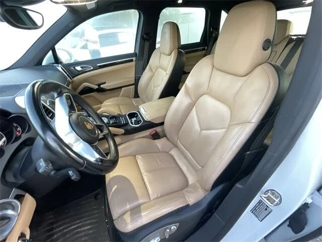 2018 Porsche 958 Cayenne S - Image 11 of 20