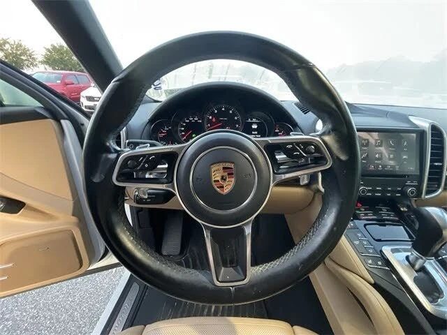 2018 Porsche 958 Cayenne S - Image 14 of 20