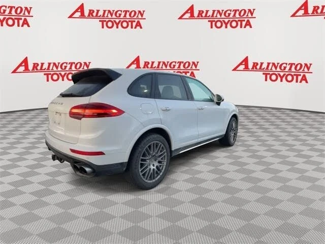 2018 Porsche 958 Cayenne S - Image 8 of 20