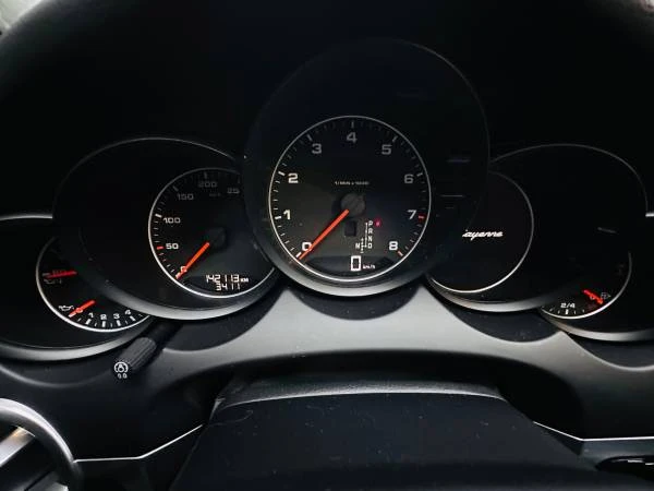 2018 Porsche 958 Cayenne - Image 8 of 15