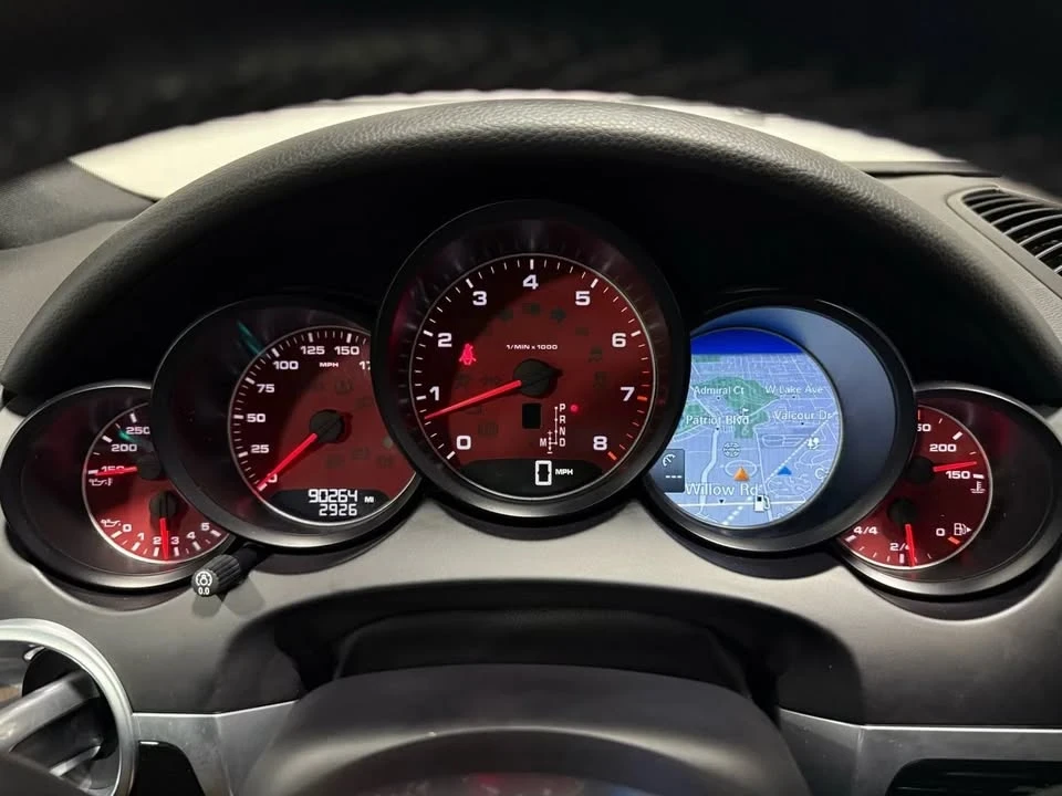 2018 Porsche 958 Cayenne - Image 13 of 20
