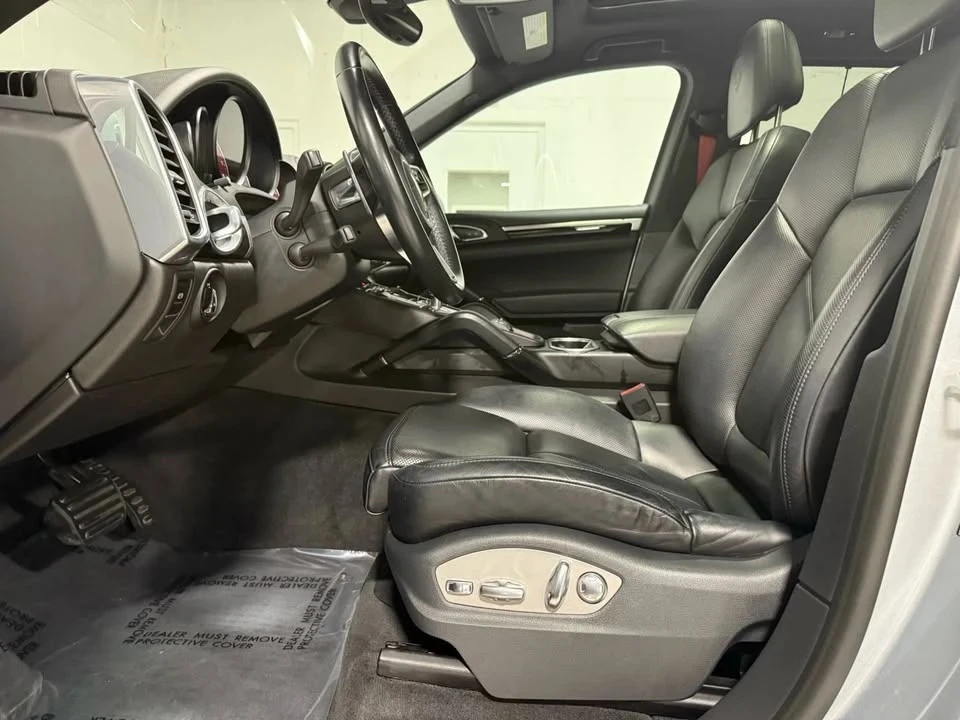 2018 Porsche 958 Cayenne - Image 9 of 20