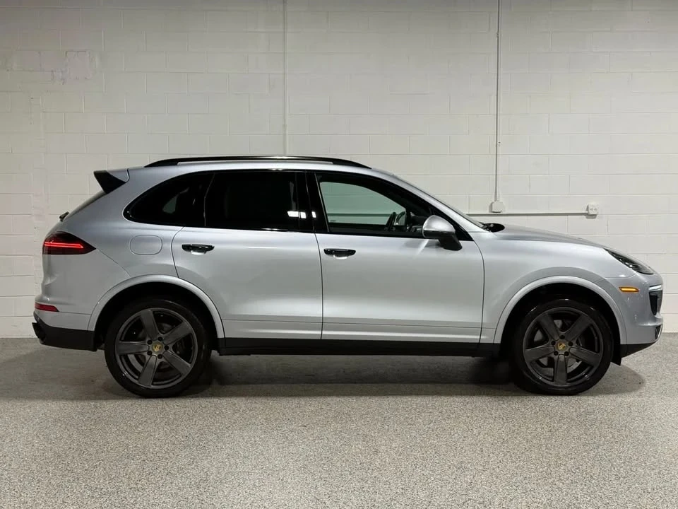 2018 Porsche 958 Cayenne - Image 2 of 20