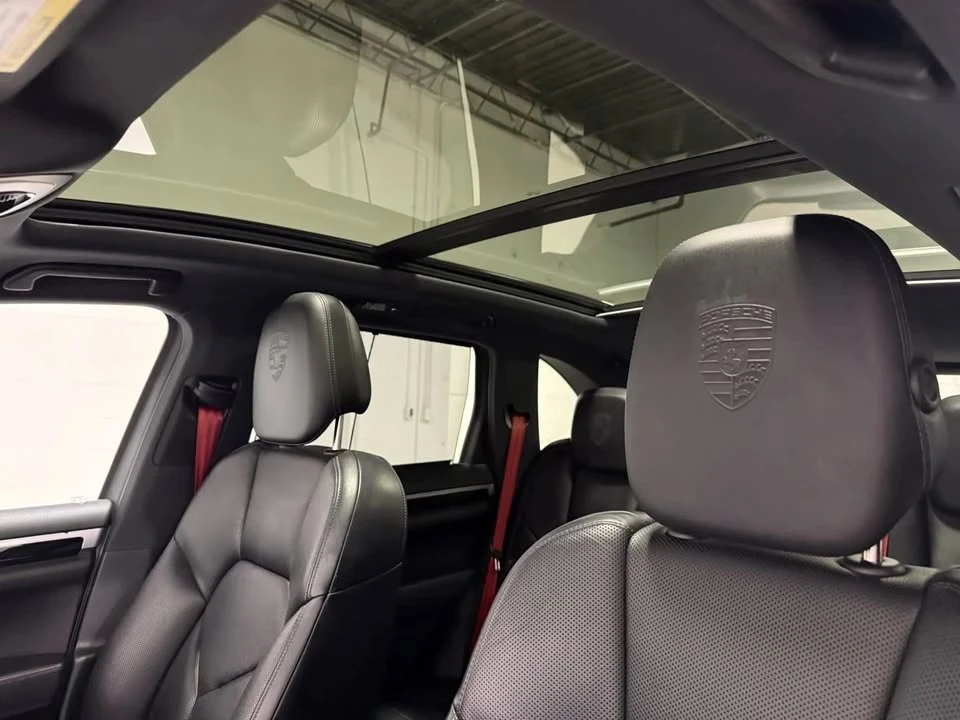 2018 Porsche 958 Cayenne - Image 10 of 20