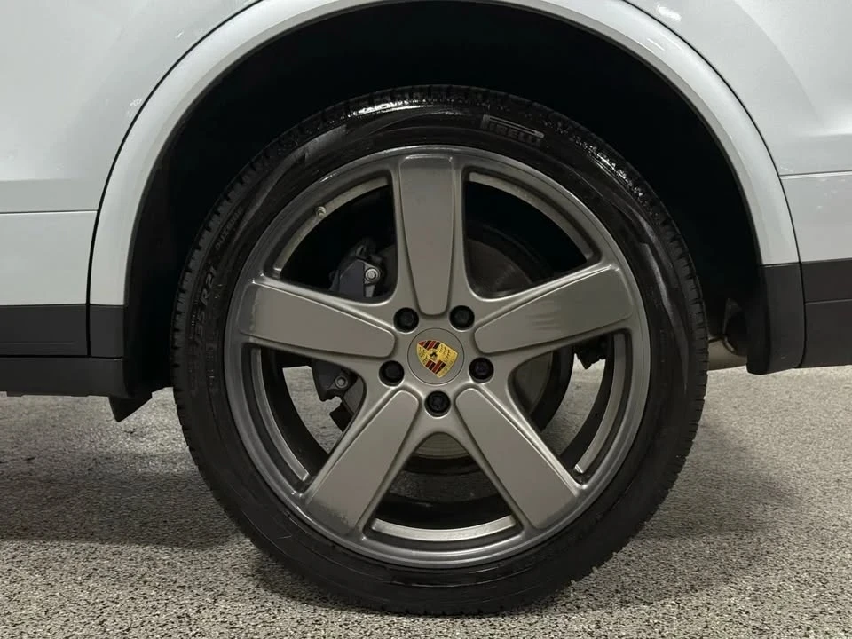 2018 Porsche 958 Cayenne - Image 8 of 20