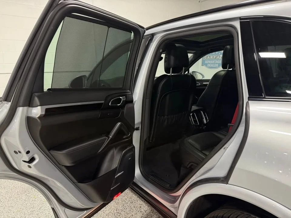 2018 Porsche 958 Cayenne - Image 17 of 20