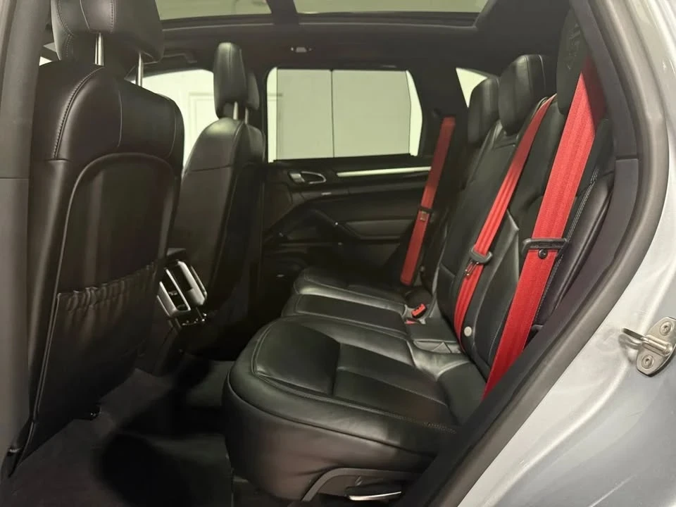 2018 Porsche 958 Cayenne - Image 18 of 20