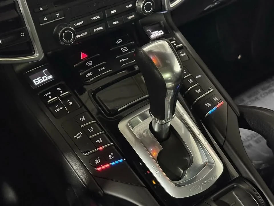 2018 Porsche 958 Cayenne - Image 15 of 20