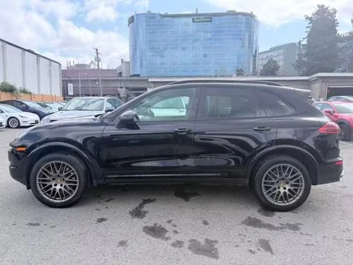 2018 Porsche 958 Cayenne - Image 9 of 12