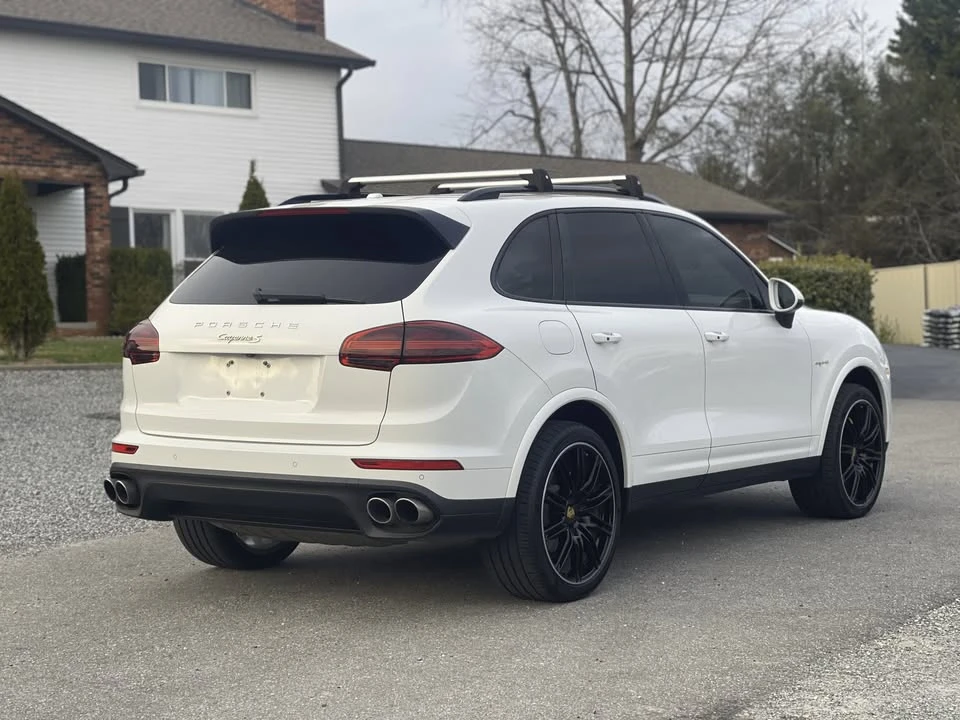 2018 Porsche 958 Cayenne S - Image 3 of 20