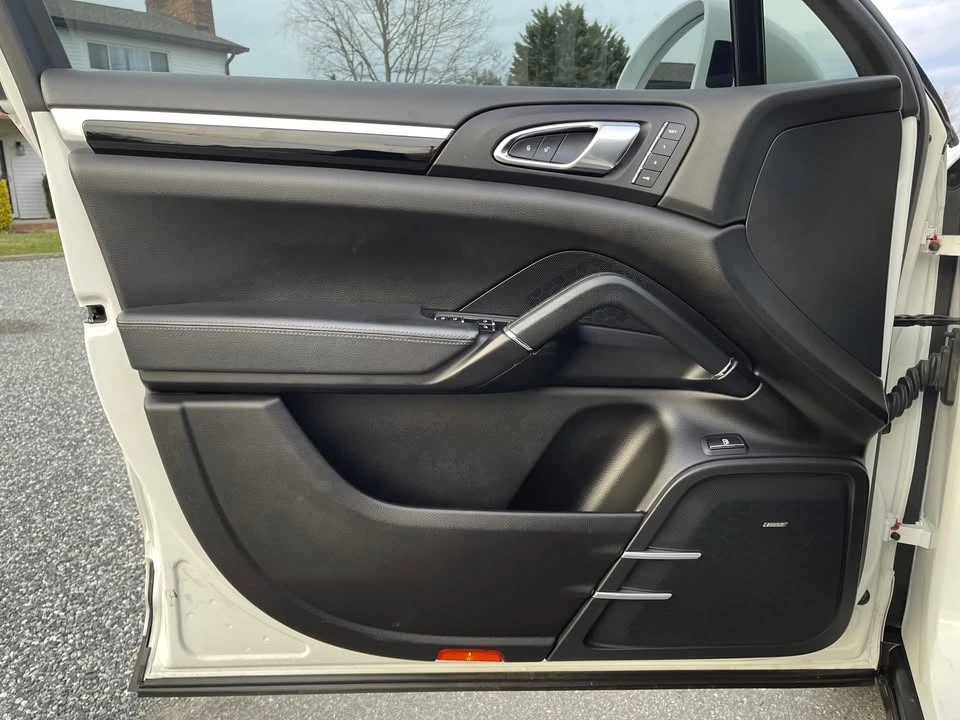 2018 Porsche 958 Cayenne S - Image 9 of 20