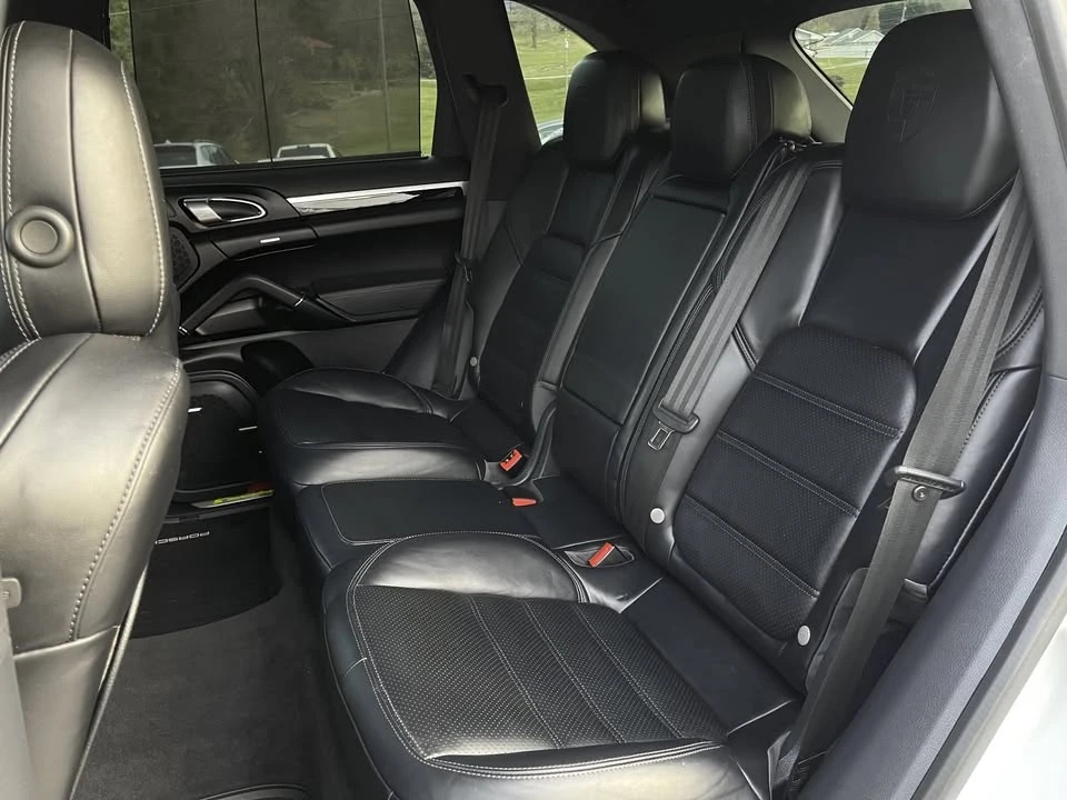 2018 Porsche 958 Cayenne S - Image 12 of 20