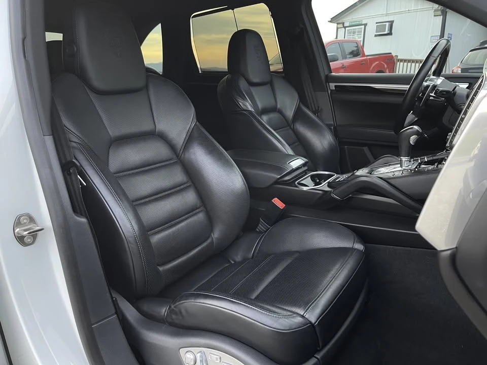 2018 Porsche 958 Cayenne S - Image 11 of 20