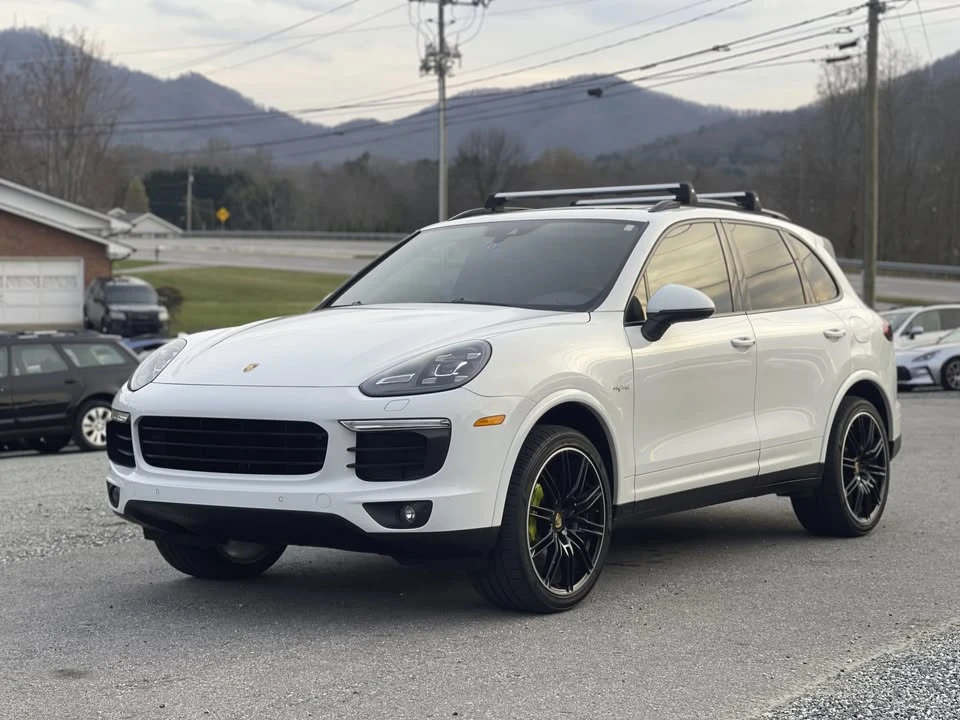 2018 Porsche 958 Cayenne S - Image 7 of 20
