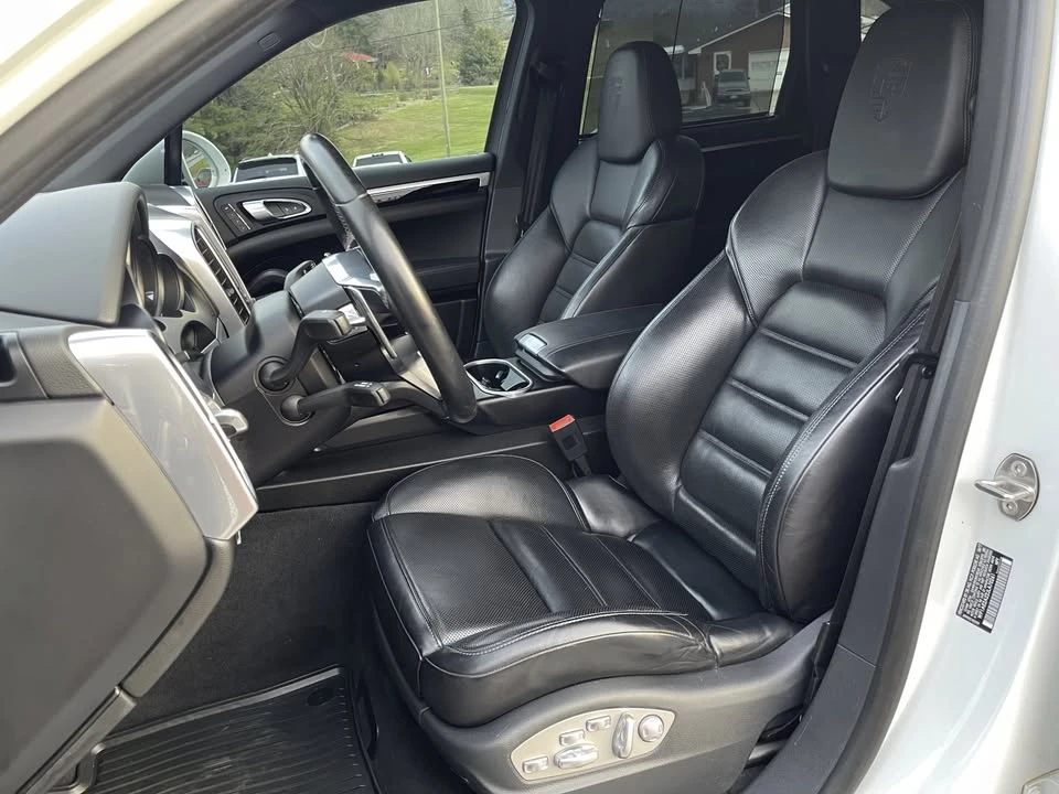 2018 Porsche 958 Cayenne S - Image 10 of 20