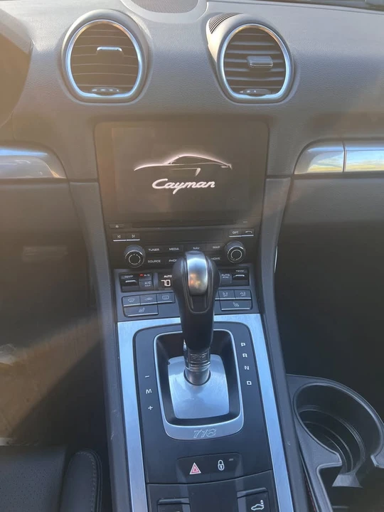 2018 Porsche 718 Cayman - Image 8 of 9