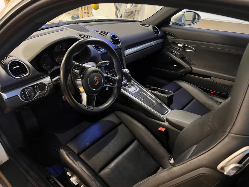 2018 Porsche 718 Cayman - Image 2 of 9
