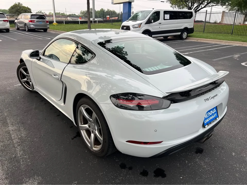 2018 Porsche 718 Cayman - Image 8 of 18