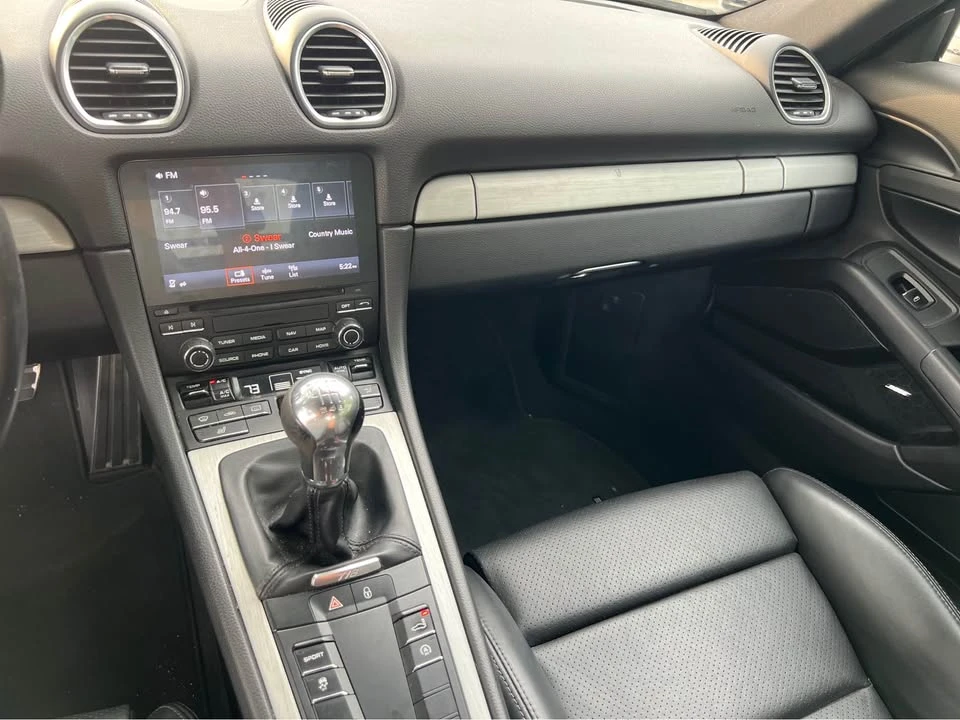 2018 Porsche 718 Cayman - Image 16 of 18