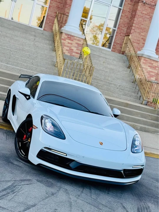 2018 Porsche 718 Cayman GTS - Image 11 of 18