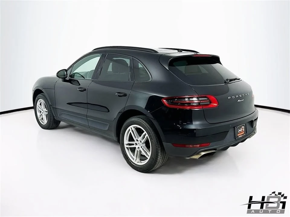 2018 Porsche Macan - Image 6 of 17