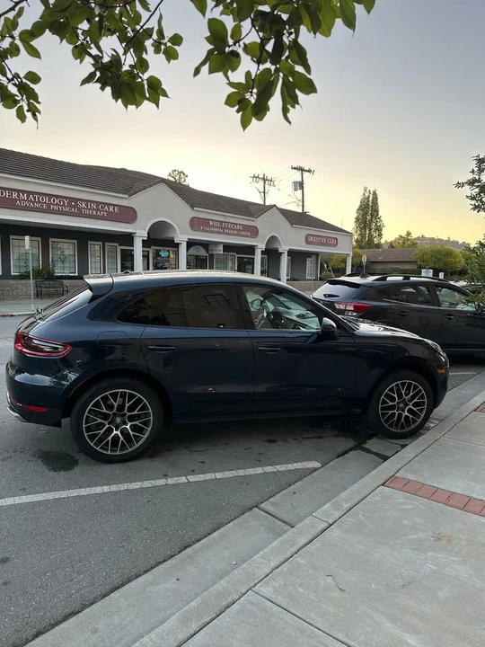 2018 Porsche Macan - Image 4 of 13