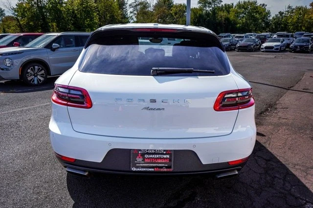 2018 Porsche Macan - Image 6 of 9