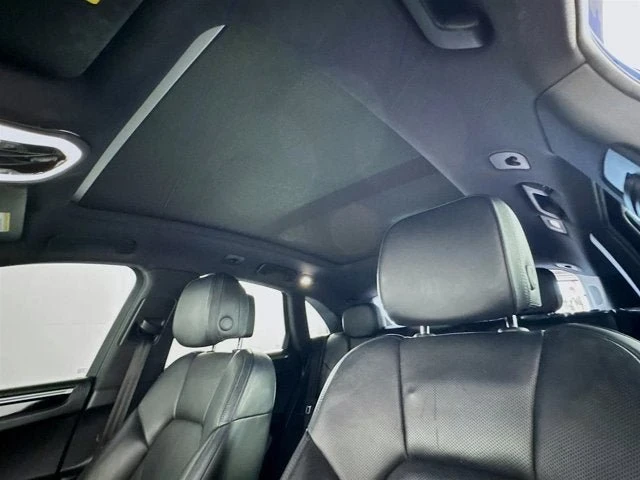 2018 Porsche Macan - Image 14 of 20
