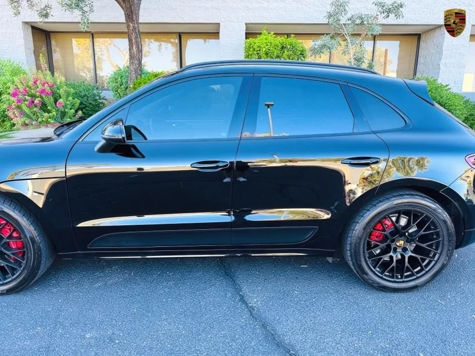 2018 Porsche Macan - Image 18 of 20