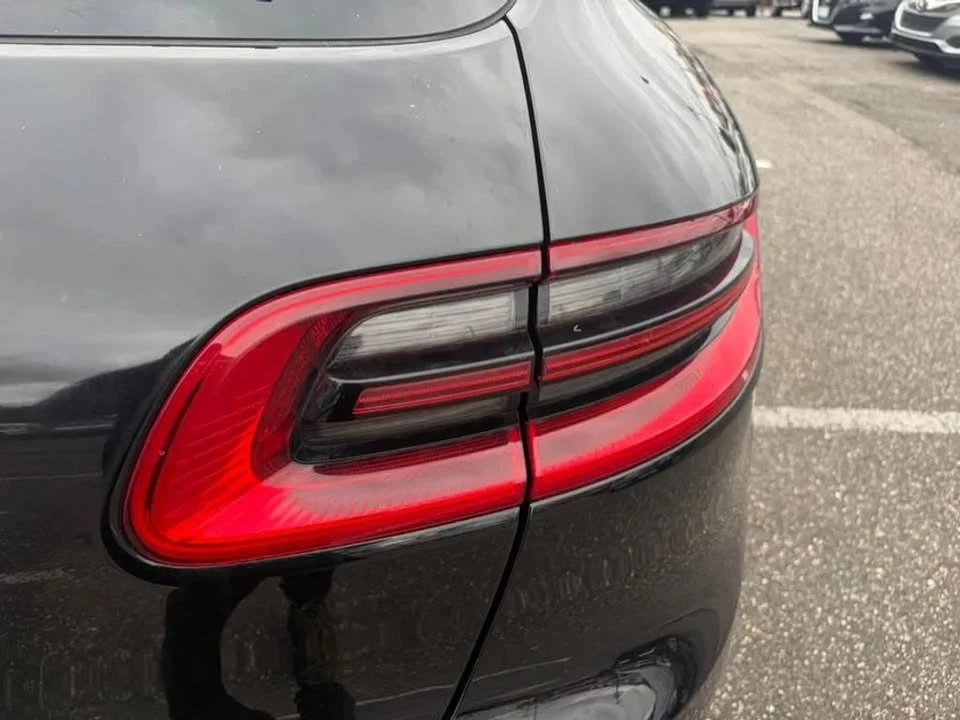 2018 Porsche Macan - Image 5 of 13