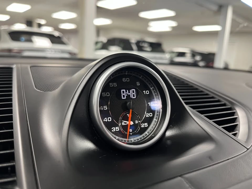 2018 Porsche Macan - Image 13 of 20