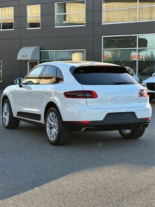 2018 Porsche Macan - Image 3 of 11