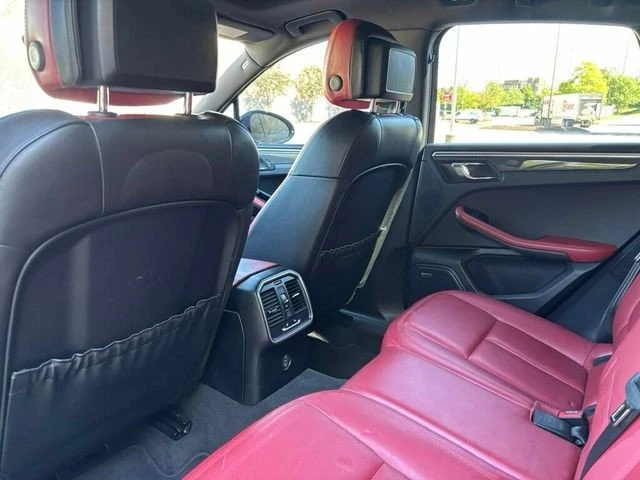 2018 Porsche Macan GTS - Image 17 of 20