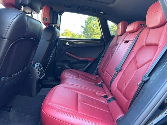 2018 Porsche Macan GTS - Image 16 of 20