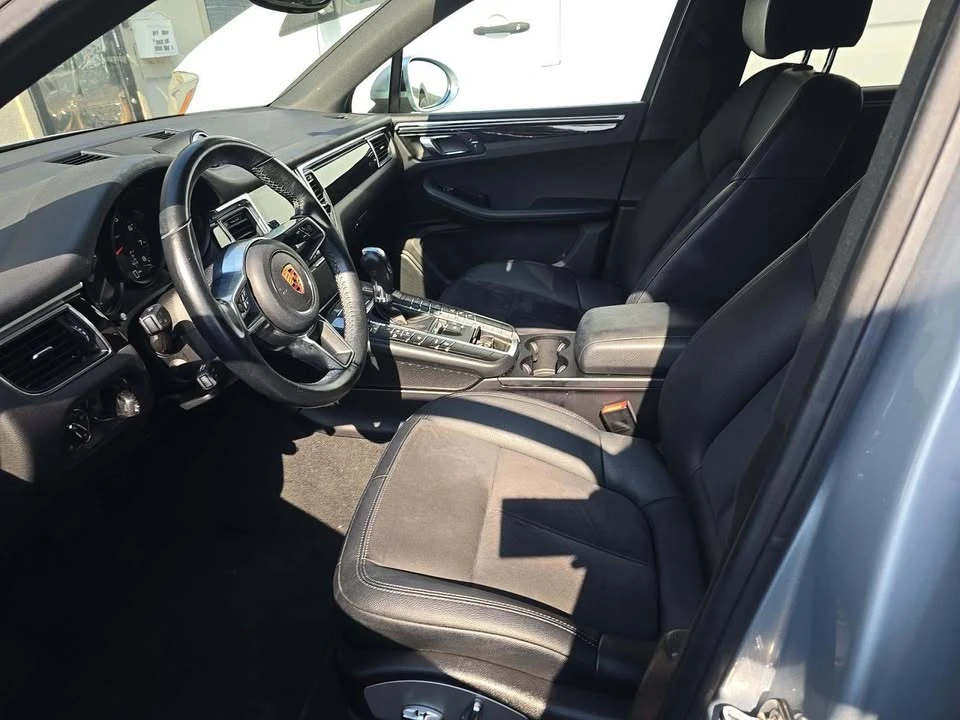 2018 Porsche Macan - Image 2 of 12