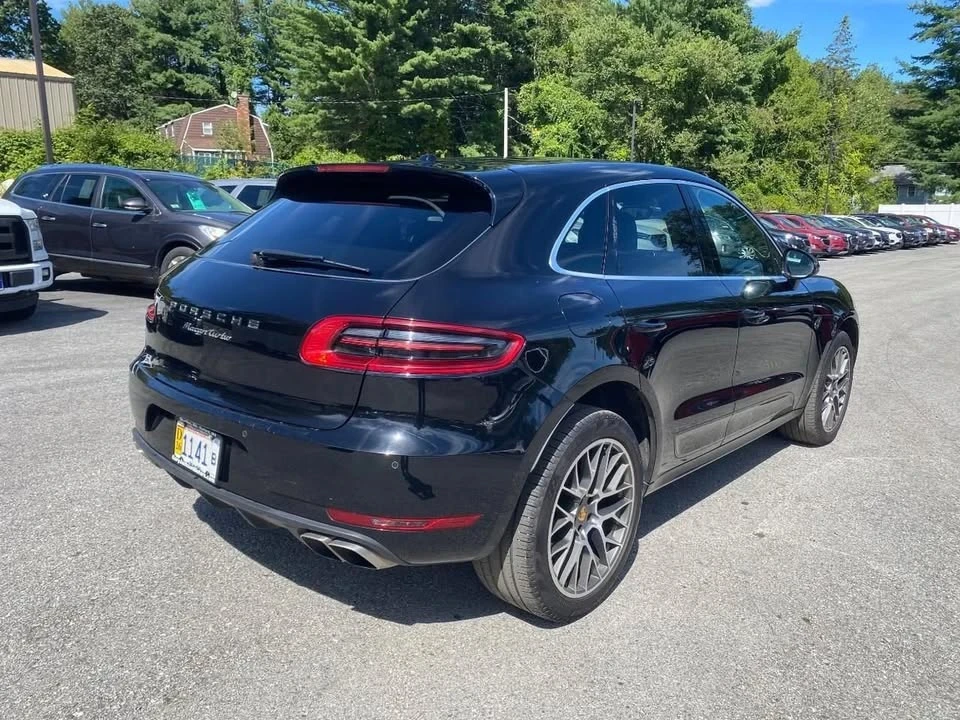 2018 Porsche Macan - Image 11 of 20