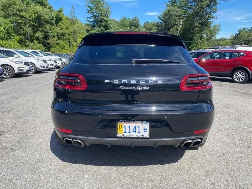 2018 Porsche Macan - Image 12 of 20