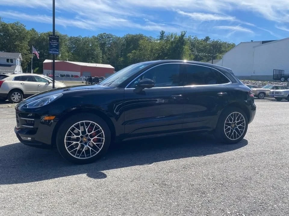 2018 Porsche Macan - Image 10 of 20
