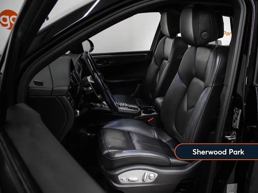 2018 Porsche Macan - Image 4 of 6