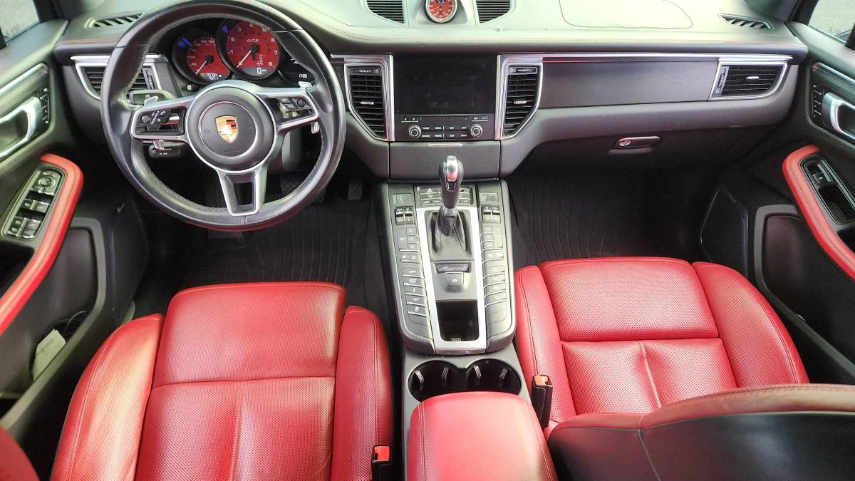 2018 Porsche Macan GTS - Image 6 of 10