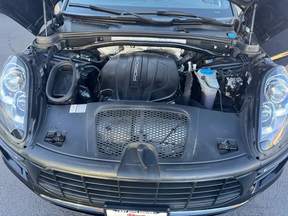2018 Porsche Macan - Image 19 of 19