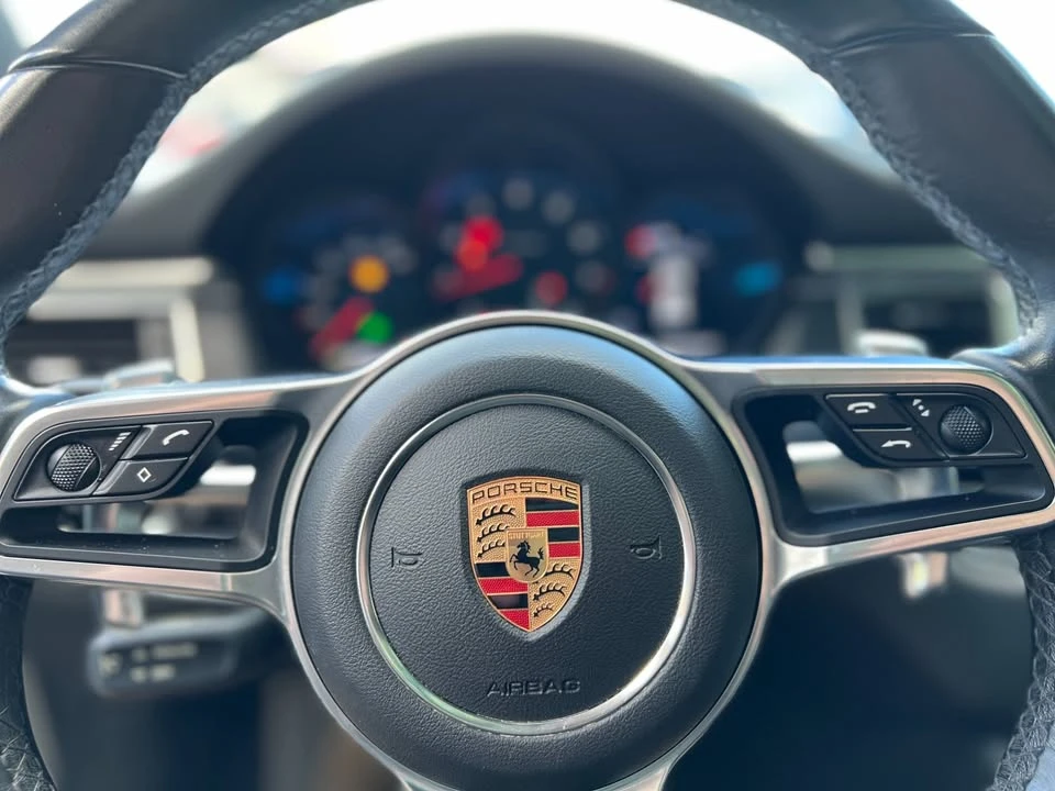 2018 Porsche Macan - Image 10 of 18