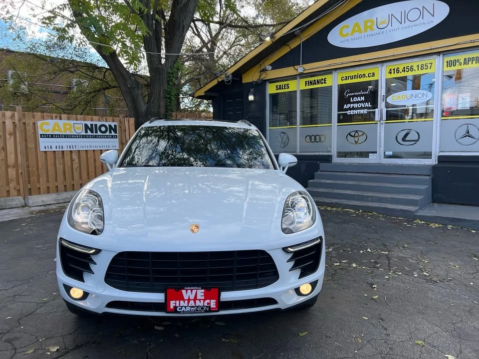2018 Porsche Macan - Image 2 of 18