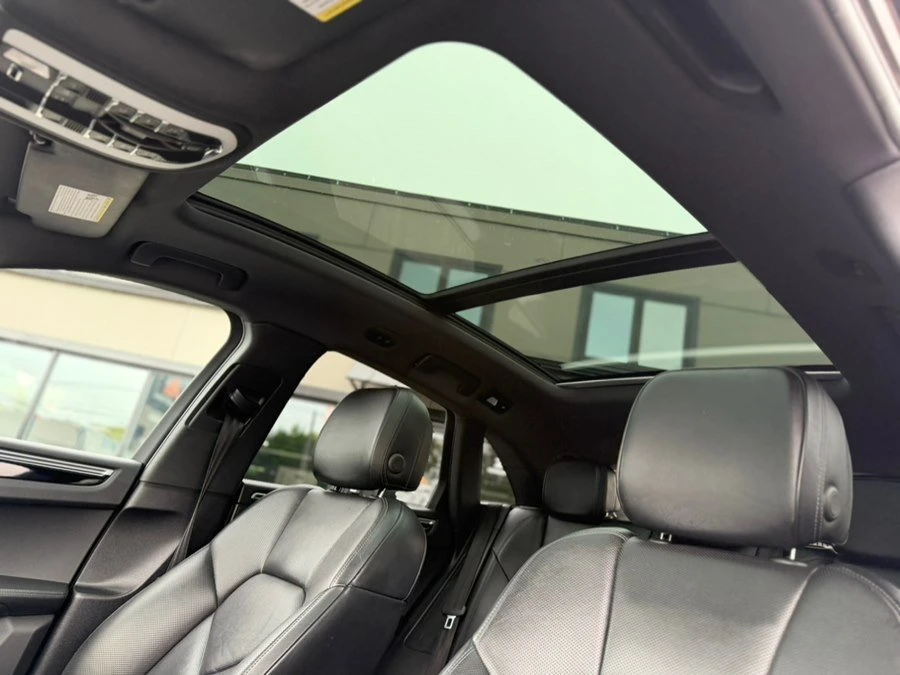 2018 Porsche Macan - Image 5 of 19