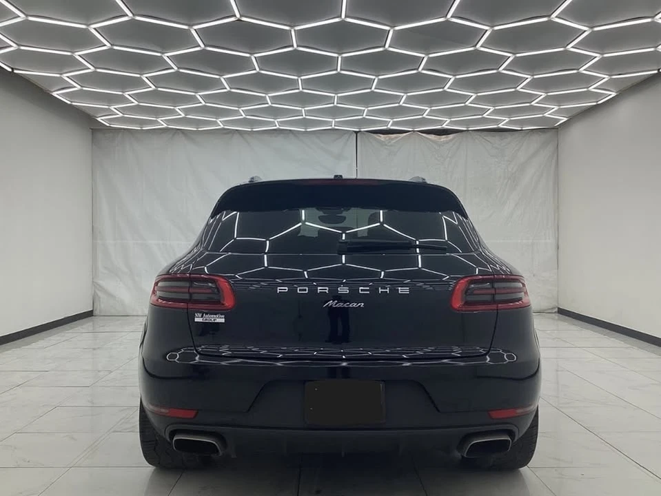 2018 Porsche Macan - Image 5 of 20
