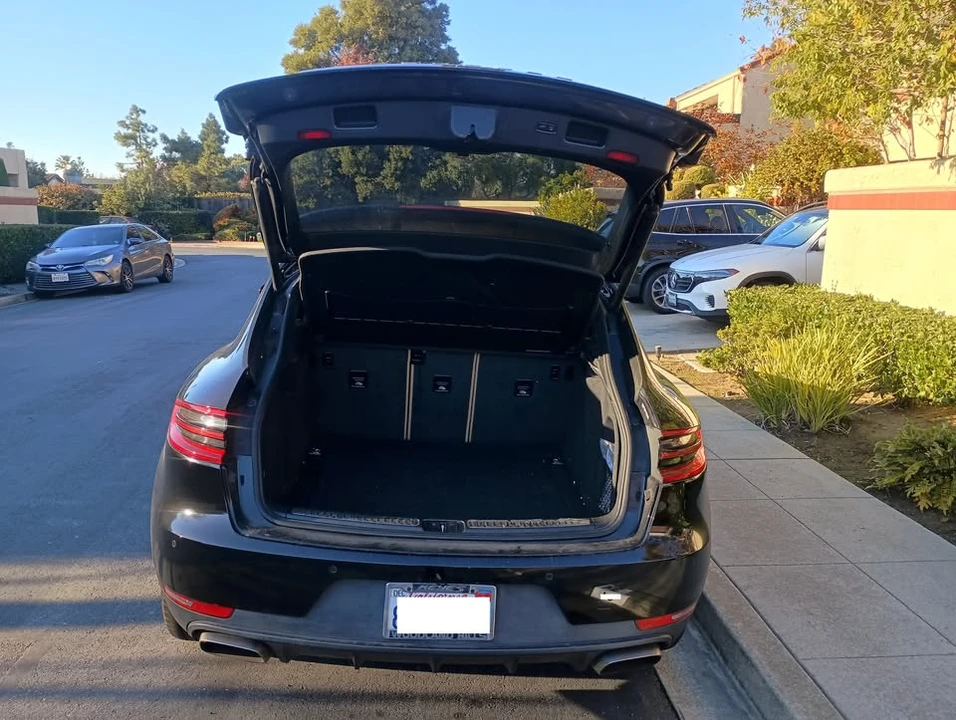 2018 Porsche Macan - Image 4 of 14